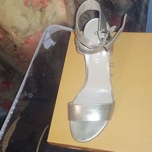 Unisa Metallic Gold Platform Sandal